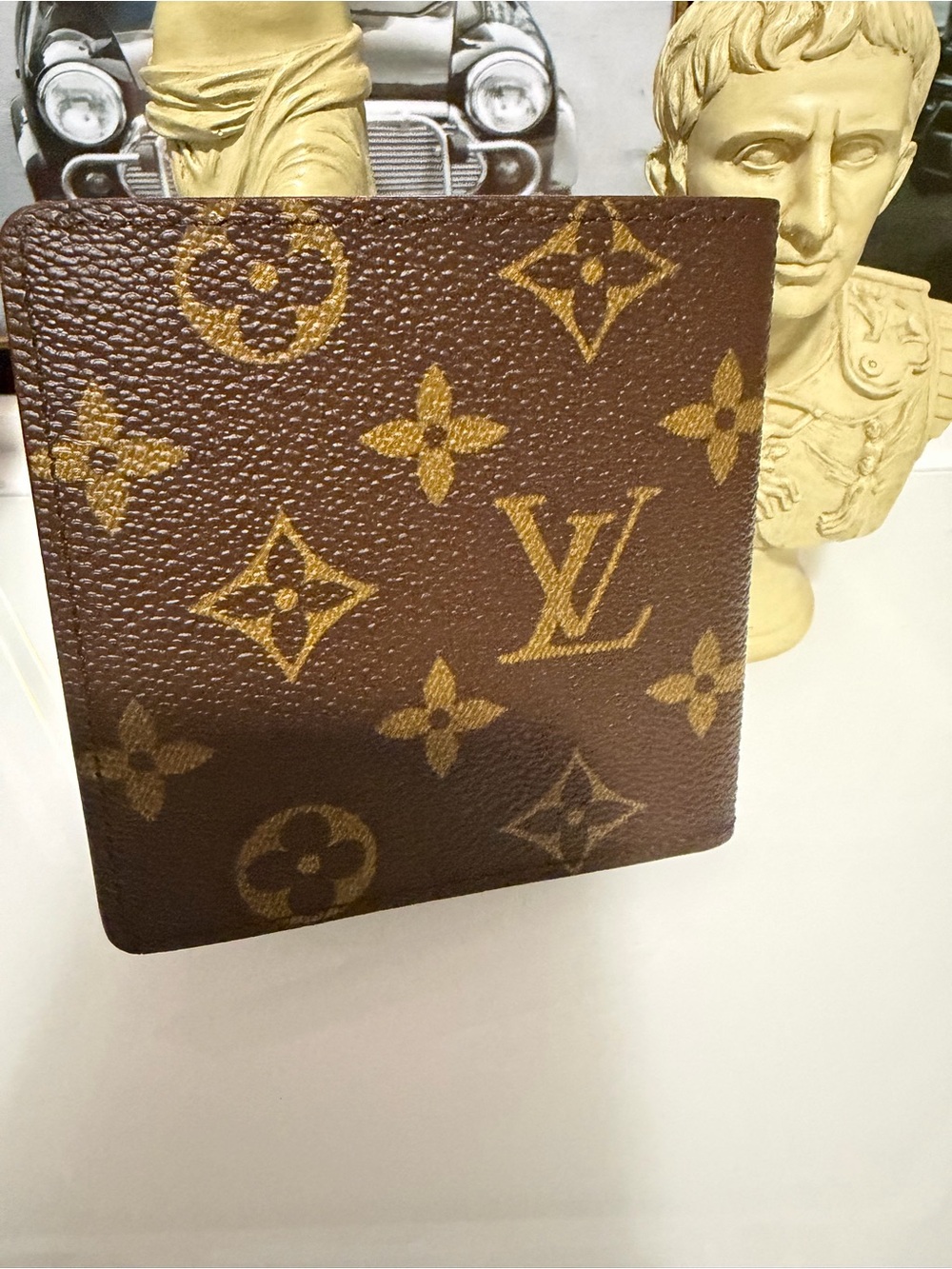 Authentic Louis Vuitton men’s Brown Monogram Canvas Bifold Wallet with COA ❤️🤎 - Picture 4 of 15